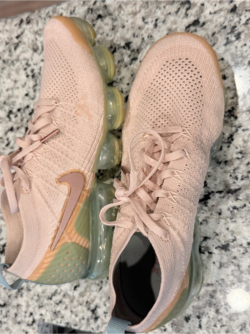 Nike Women’s Air VaporMax Flyknit - Blush Pink with Green Sole